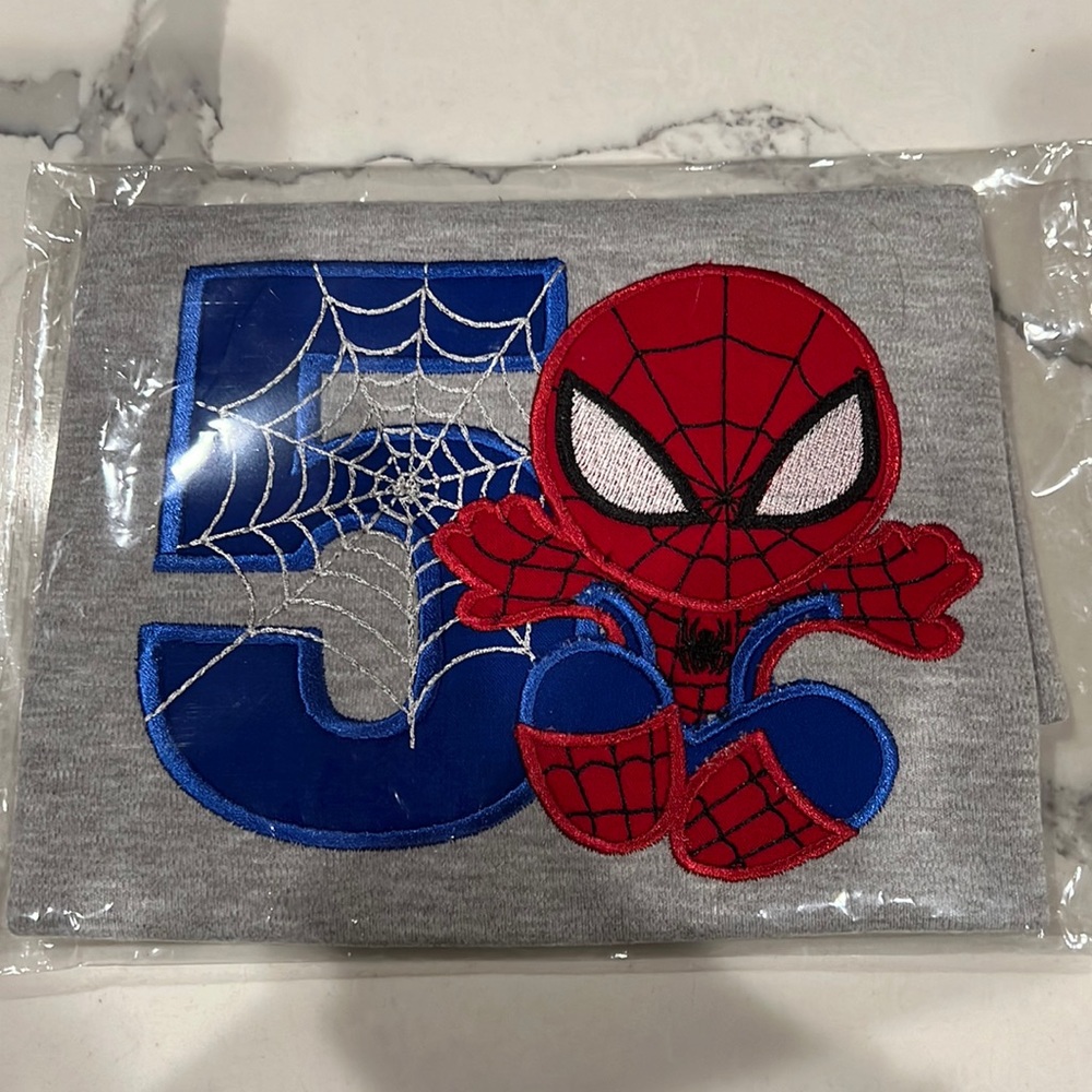 BRAND NEW 5T 5 spider shirt!!